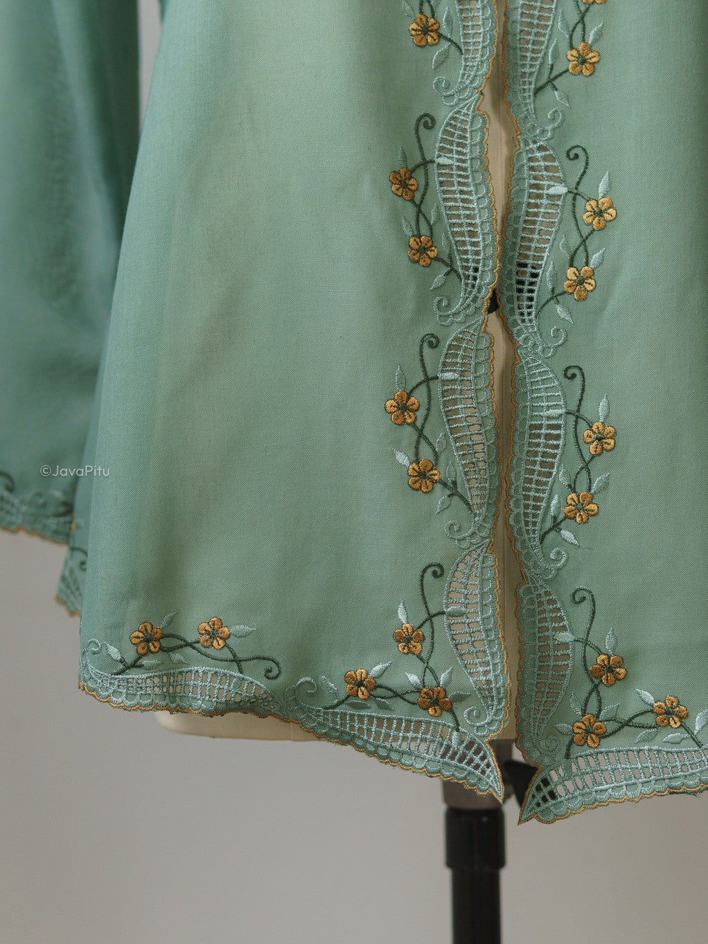 JavaPitu - Kebaya Peranakan Sage Kembang V.2 - 6503