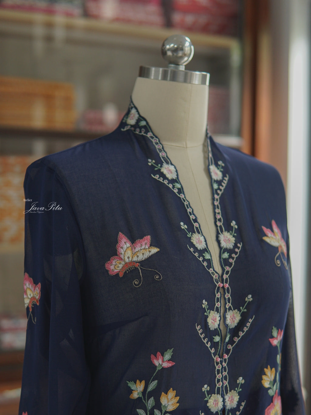 JavaPitu Kebaya Outer Katun voile Premium Pesona sekar navy - Ukuran Jumbo - 6357