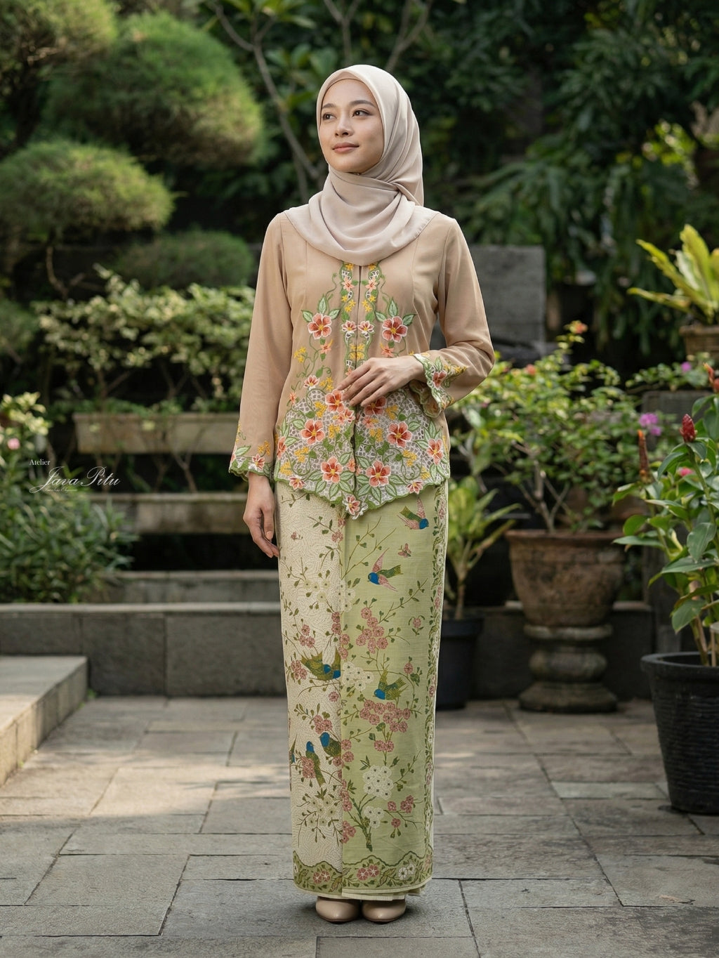 JavaPitu - Kebaya Bunga Kerancang - Handmade Embroidery