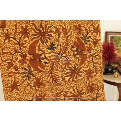 Batik tulis Historical pattern " Elang vs Ulo "